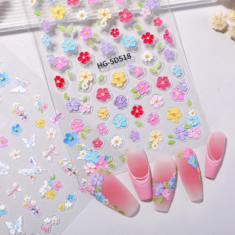 Kleurrijke bloemblad nageldeco - Nail Art Home Service recensie en prijs